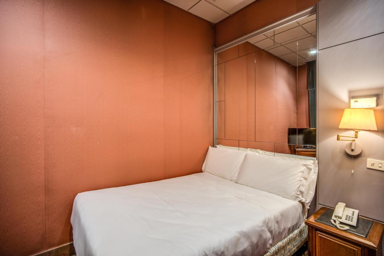 Castro Pretorio Easy Rooms Rome Buitenkant foto